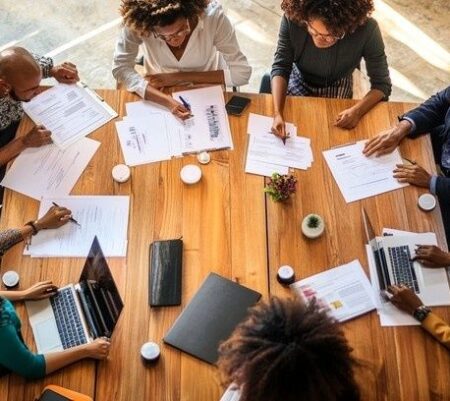 Så säkrar du offentligt stöd: Steg för steg till bidrag från Vinnova och Almi